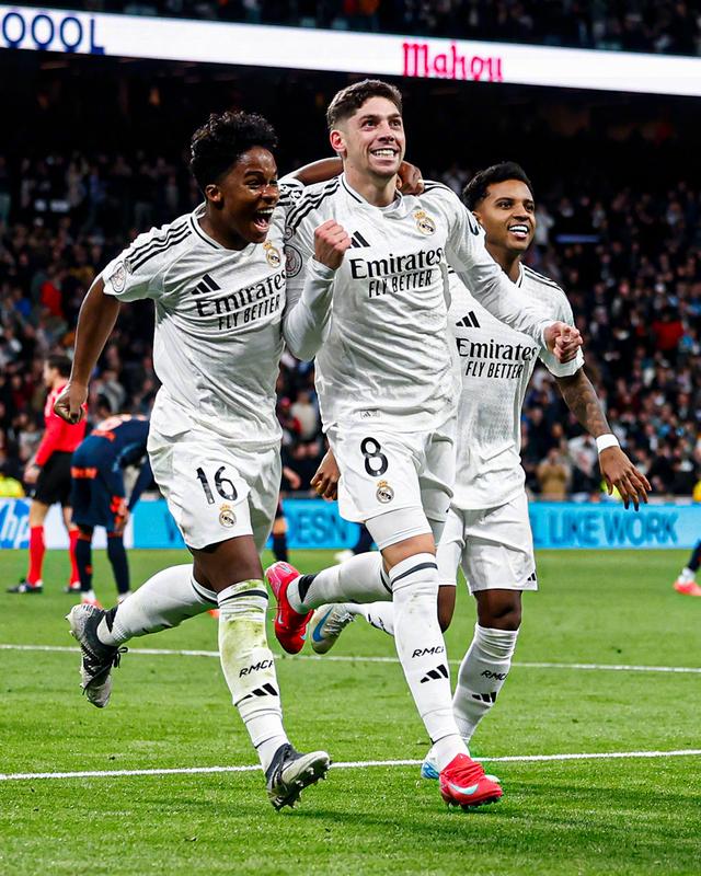 包含转折点皇家马德里状态回暖,国王杯转会期攻防权衡,信心回归,心理建设被强调的词条 包含转折点皇家马德里状态回暖,国王杯转会期攻防权衡,信心回归,心理建设被强调的词条