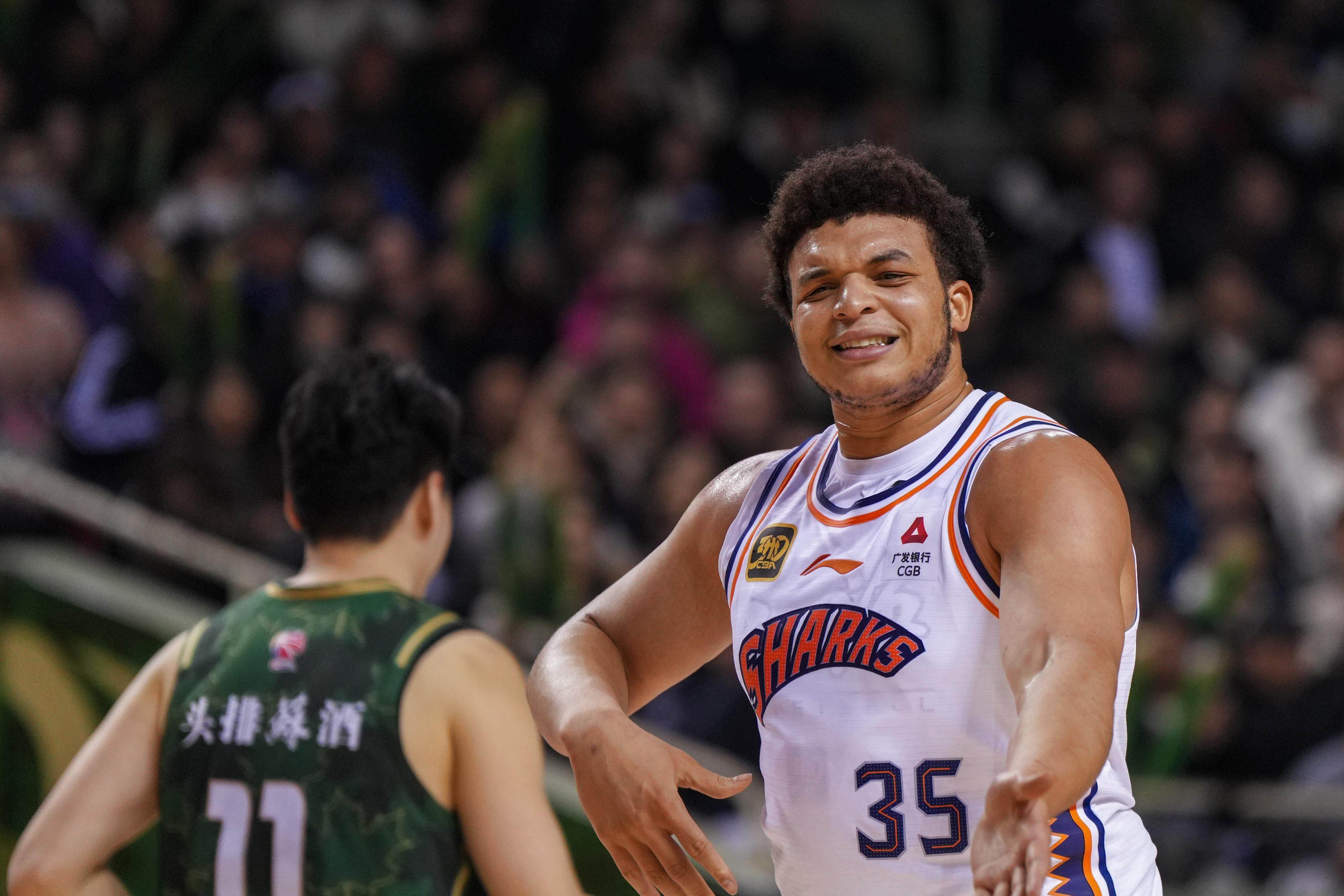 冲刺阶段欧联传出新动向；广厦男篮调整名单；管理层表态——态度坚定；球探报告显示潜力的简单介绍